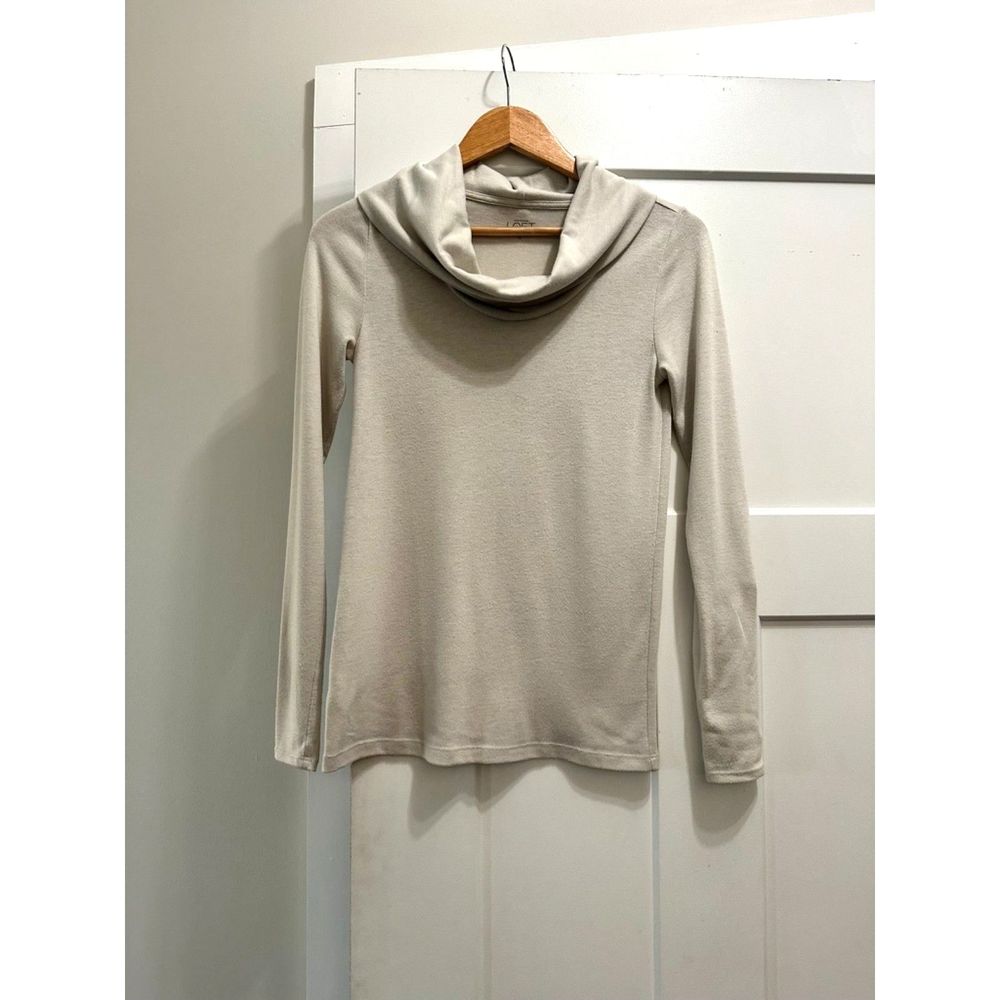 LOFT Women's Long Sleeve White Cream Turtleneck Oversized Shirt Size XS